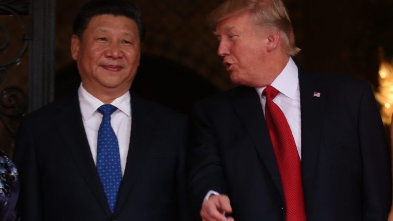 Trump dan Xi Jinping Janji Bantu ZTE agar Kembali Beroperasi