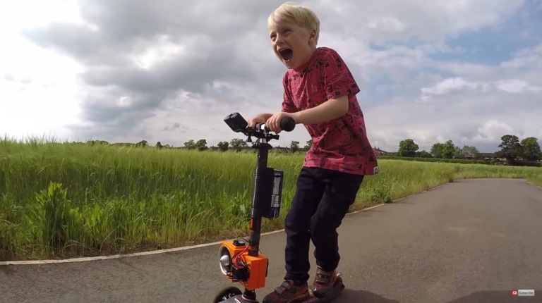 Skuter Jet Powered