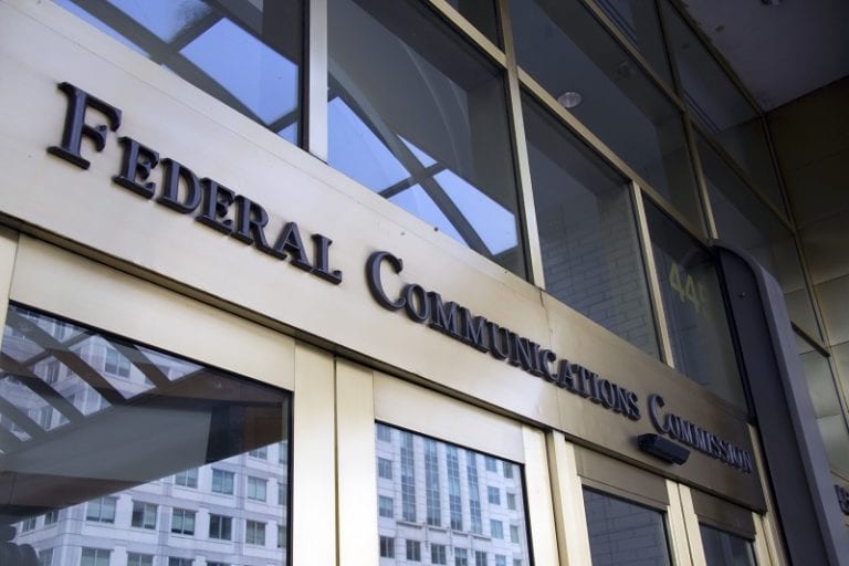 Sering Curang, FCC Perketat Aturan Tarif Operator Seluler