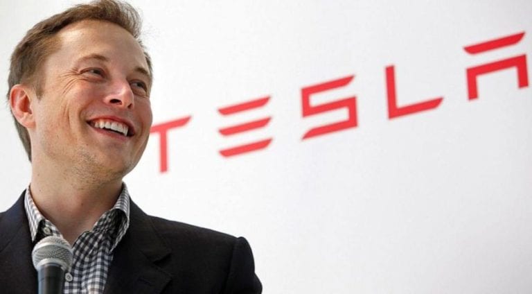 Gara-gara Tweet “Pedo Guy”, Saham Tesla Anjlok