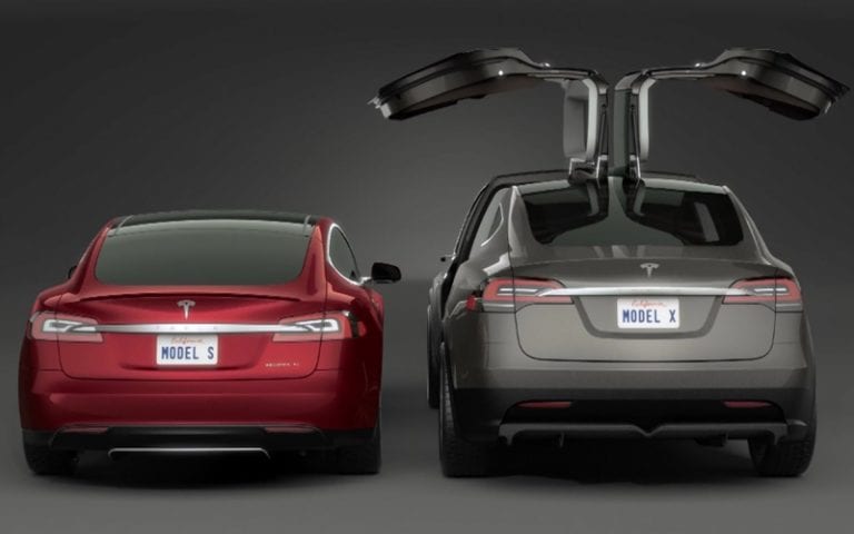 Harga Mobil Tesla di China Naik, Kenapa?