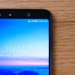 Asus Zenfone 5Q-Layar