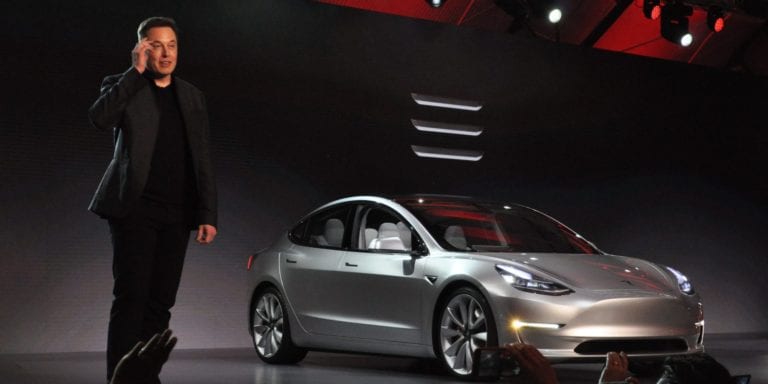 Mobil murah Tesla