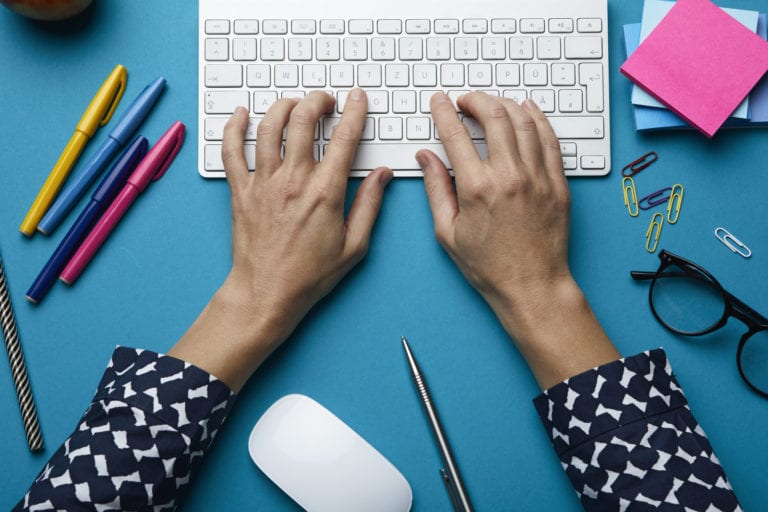 Jangan Takut Typo, Sekarang Ada Grammarly di Google Docs