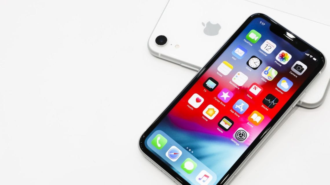 Apple Jual Softcase Bening iPhone XR Seharga Rp 600 Ribuan