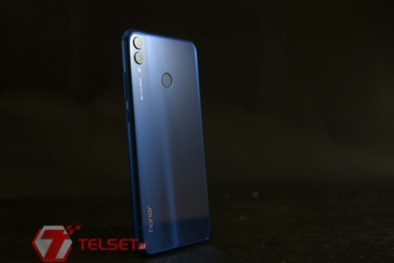 Review Honor 8X: Tampilan Premium, Baterai Awet, Kamera Lumayan