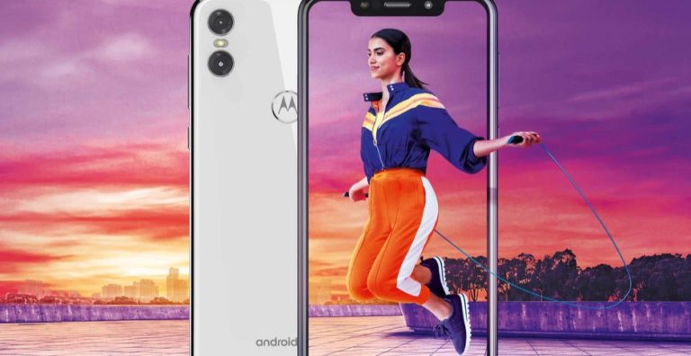 Smartphone berponi pertama