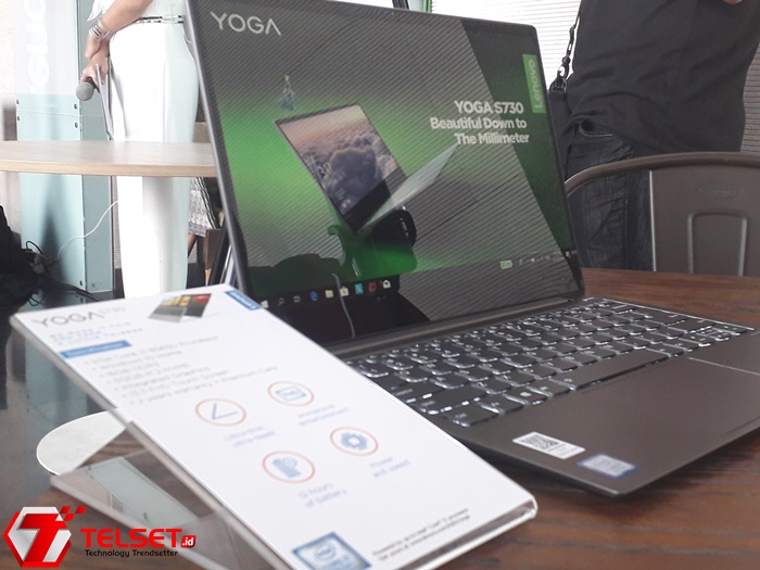 Ringan dan Tipis, Begini Tampang Lenovo Yoga S730