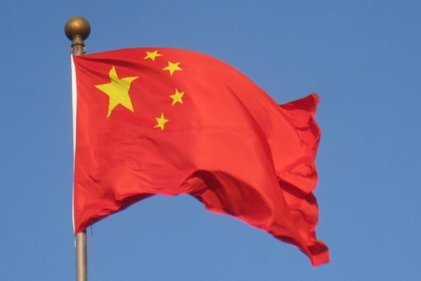 China Diam-diam Pasang Aplikasi Pengintai di Ponsel Wisatawan