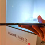 Huawei Mate X lipat