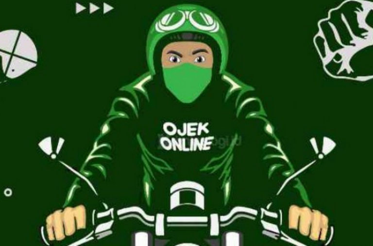 8 Kejadian Kocak Naik Ojek Online, Nomor 3 Asli Bikin Tepuk Jidat