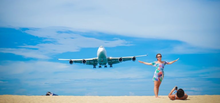 Jangan Coba-coba! Selfie di Pantai Ini Bisa Dihukum Mati