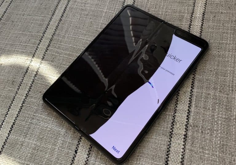 Layar Galaxy Fold