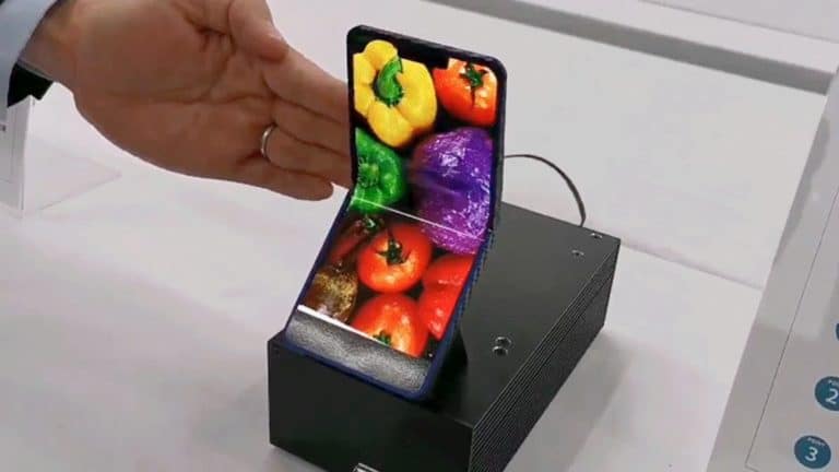 Smartphone Lipat