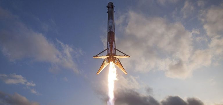 Sempat Gagal, SpaceX Siap Luncurkan 60 Satelit Starlink ke Orbit 