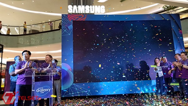 Samsung Galaxy Land