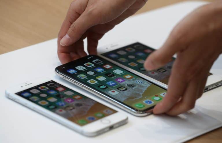 iPhone 5,8 inci