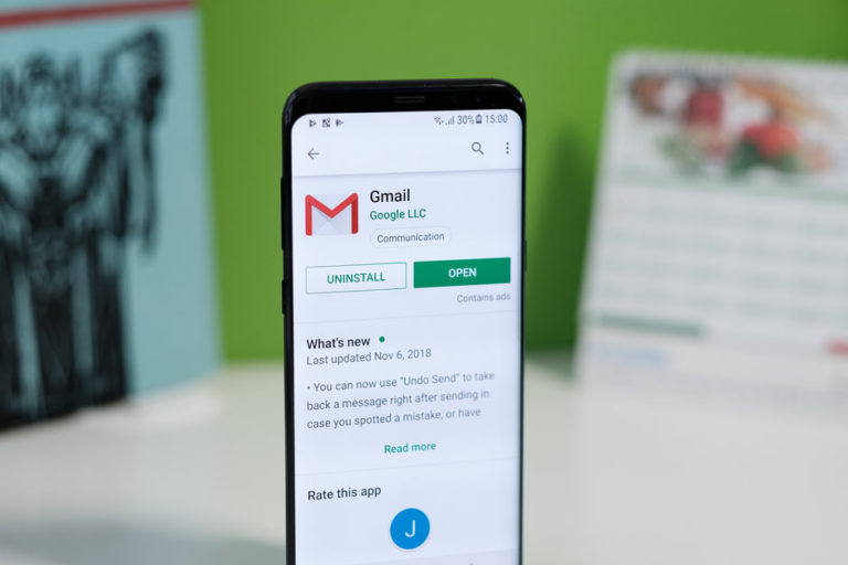 Gmail Outlook
