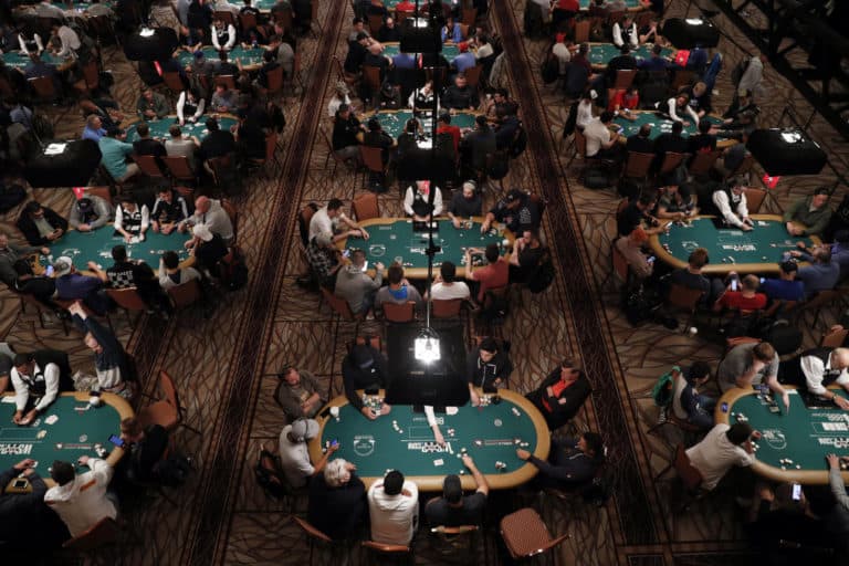 Canggih! Bot AI Facebook Kalahkan Pemain Poker Profesional