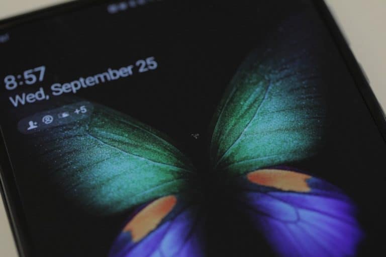 Samsung Galaxy Fold Rusak