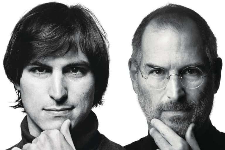 Tim Cook Kenang Delapan Tahun Kepergian Steve Jobs