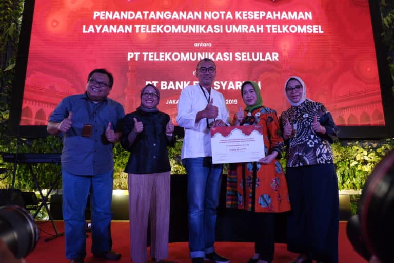 Telkomsel Gelar Umrah Fair di 13 Kota di Indonesia