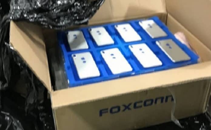 Foxconn komponen iPhone rusak