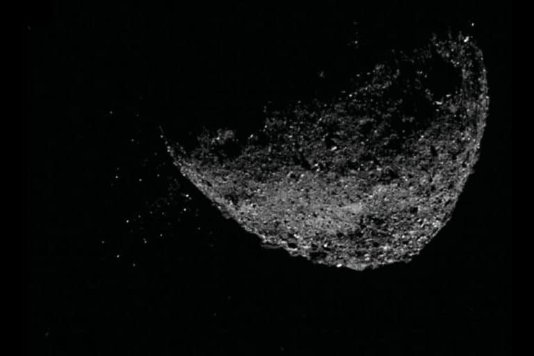 Hiii… Asteroid yang Diprediksi Tabrak Bumi Ini Meletus Berkali-kali