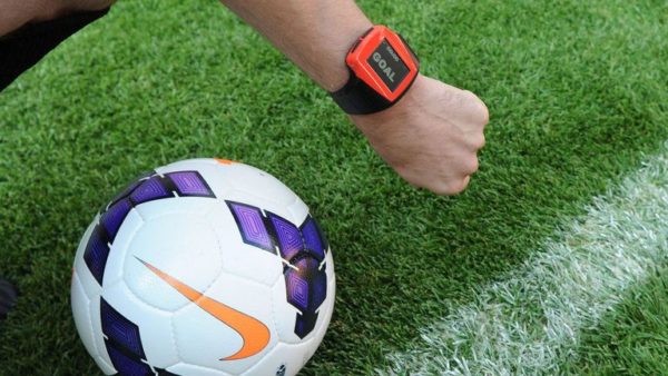 Teknologi canggih sepak bola