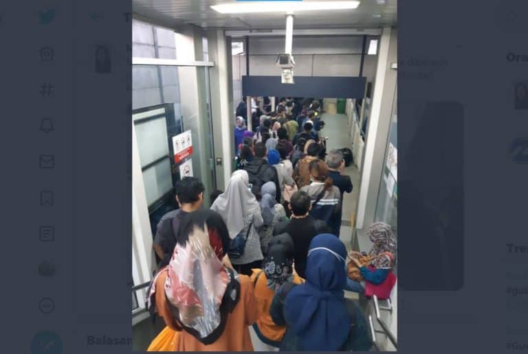 Antre busway Transjakarta