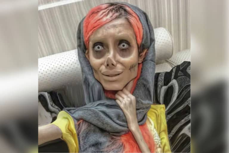 zombie Angelina Jolie