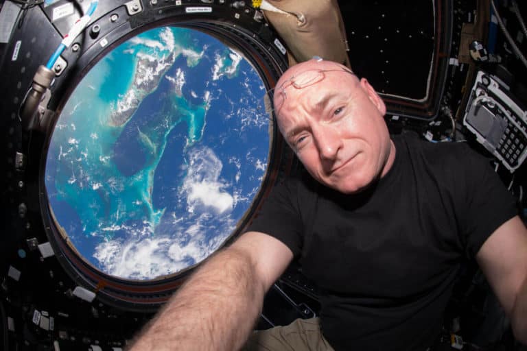 Astronot NASA Beri Tips Motivasi Anak Belajar dari Rumah