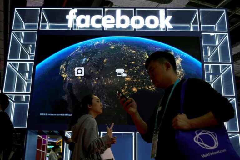 media pemerintah Rusia dan China