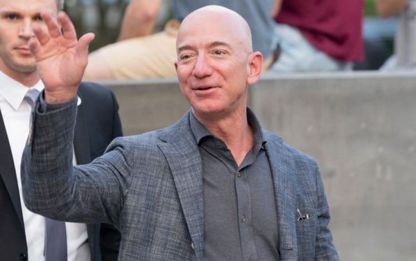 Jeff Bezos Temui DPR