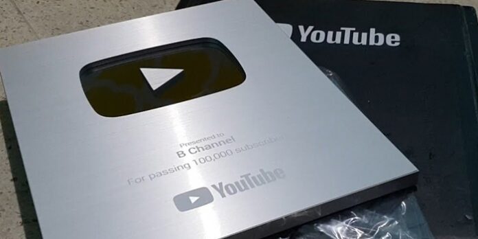 Play Button YouTube