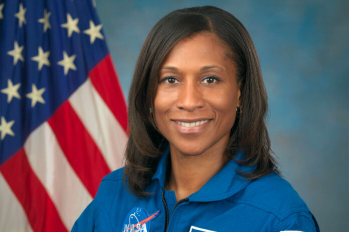 Astronot Kulit Hitam Jeanette Epps