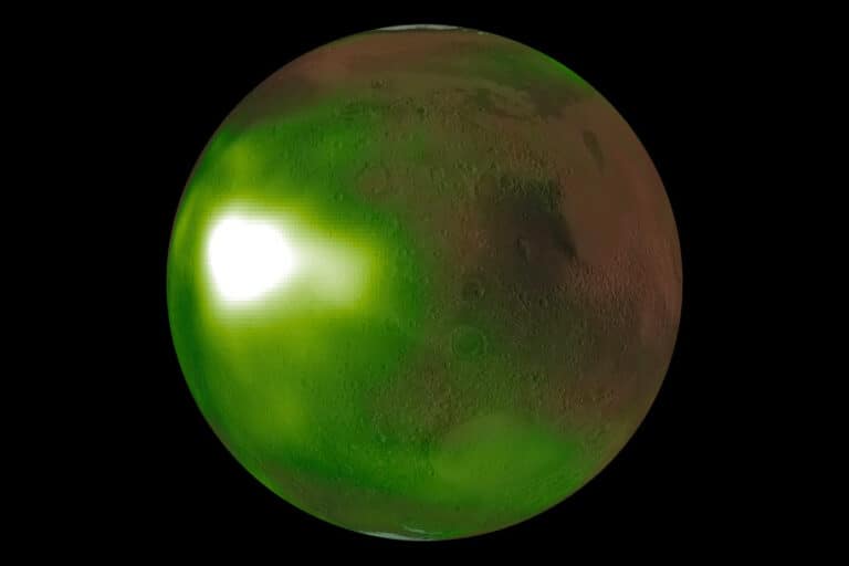 Cahaya malam Mars