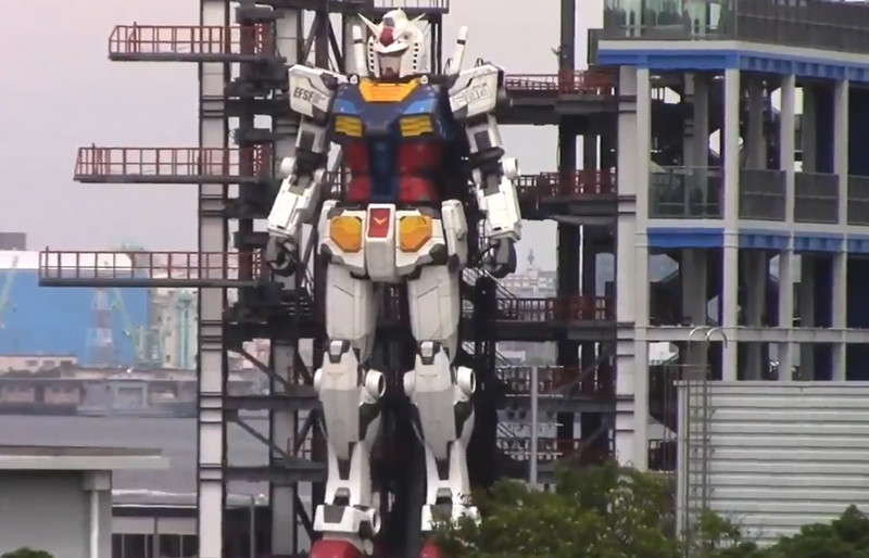 Jepang bikin Gundam 149 kaki yang bisa di kemudikan manusia
