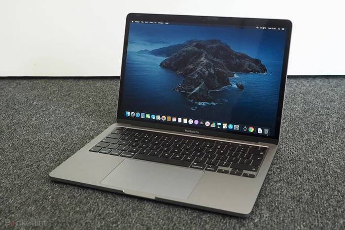 Pakai Apple M1, Baterai MacBook Pro Bisa Tahan Seharian