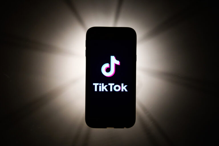 Update TikTok Hadirkan Fitur AR untuk Pengguna iPhone 12 Pro