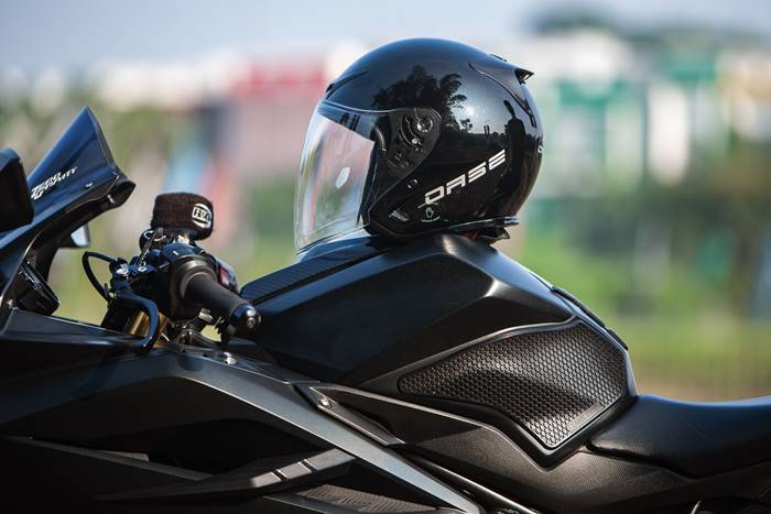 Helm Pintar Oase Rider Rilis di Indonesia, Bisa Apa?