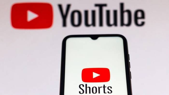 Mirip TikTok, YouTube Shorts Memiliki Fitur Menggabungkan Video