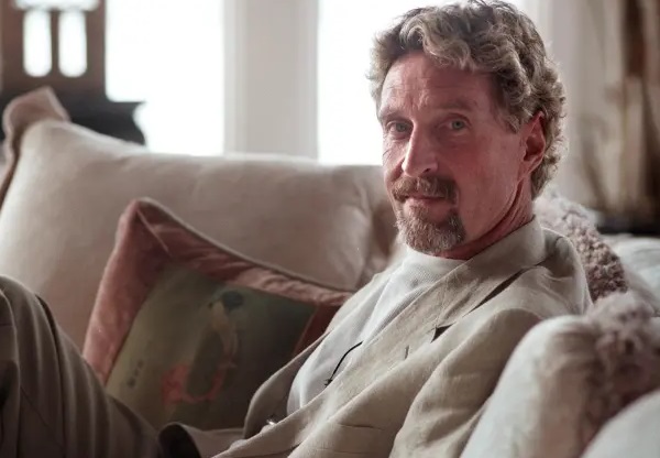 John McAfee Masih Hidup