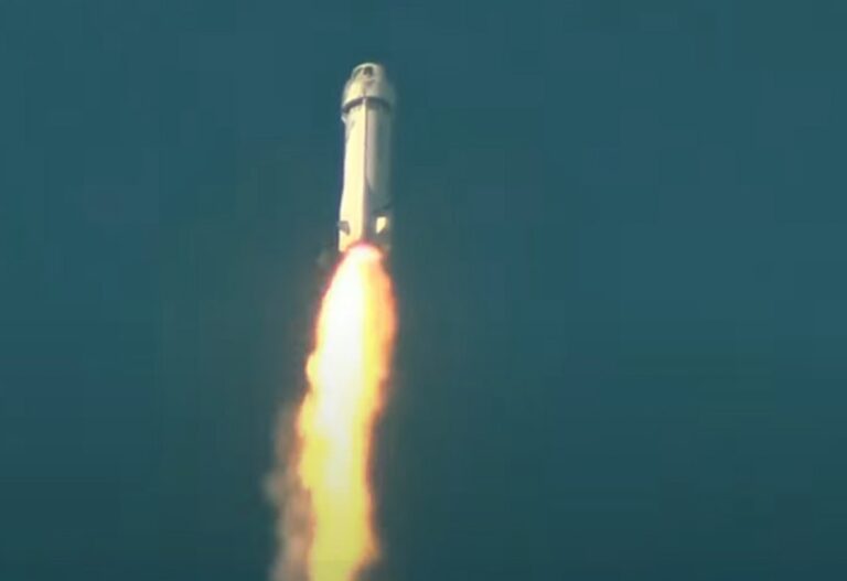 Roket Blue Origin Jeff Bezos