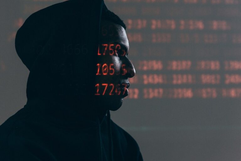 tips memproteksi data pribadi di dunia maya