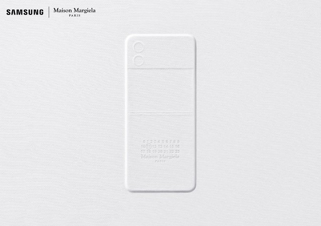 Galaxy Z Flip4 Maison Margiela Edition Segera Hadir