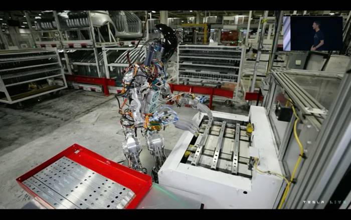Tesla Robot Humanoid Optimus 