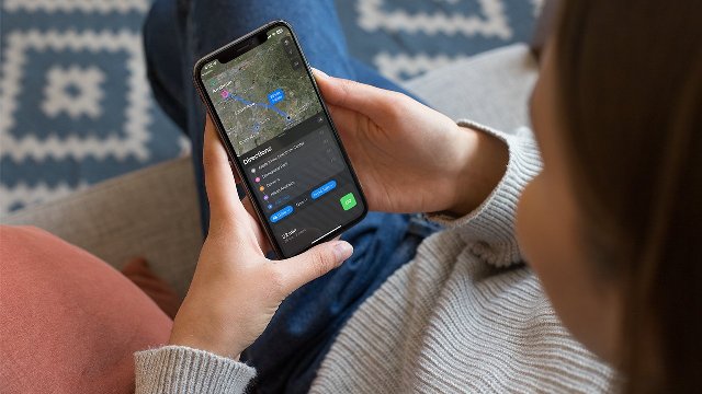 Cara Membuat Rute dan Menambah Perhentian di Apple Maps iOS 16