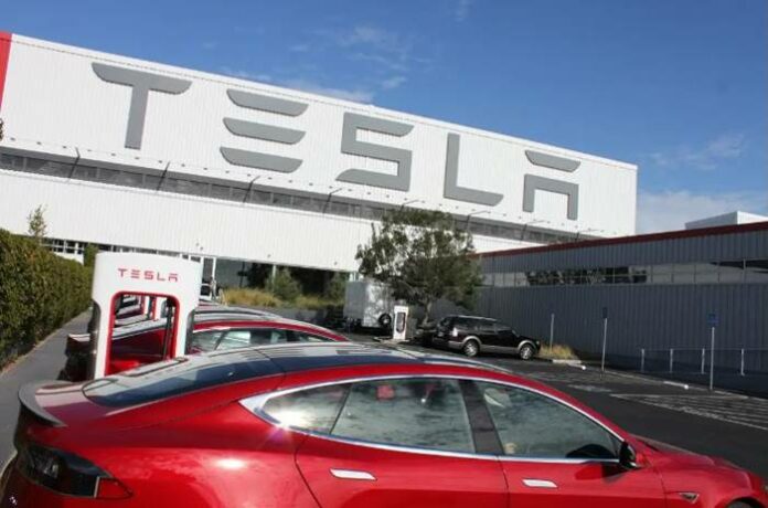 Pabrik Mobil LIstrik Tesla Indonesia