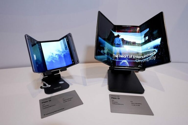 Samsung Tri-Fold
